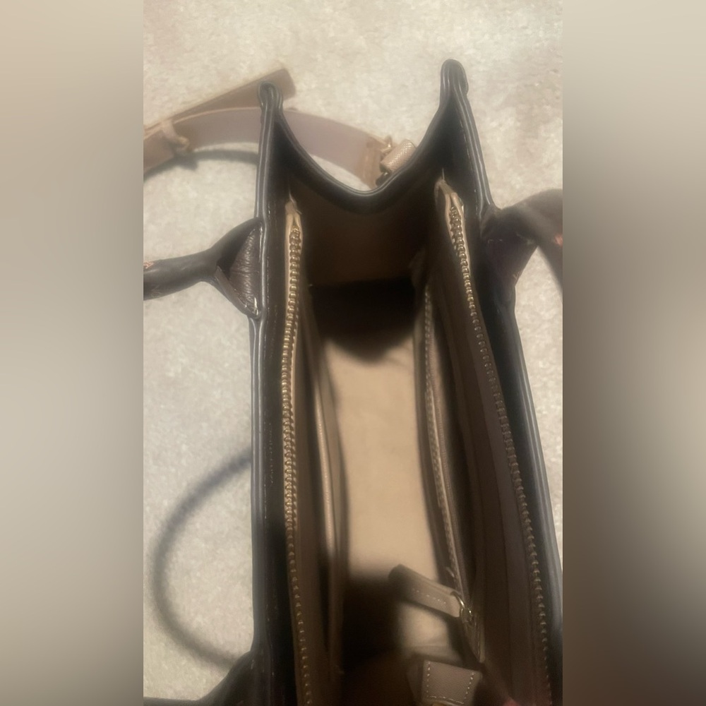Valentino Brown/Tan Monogram Women's Bag - Picture 5 of 6